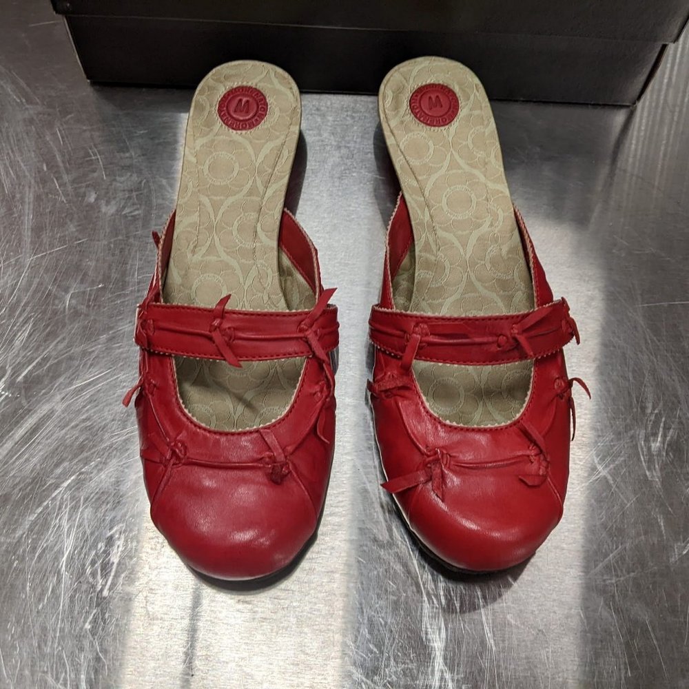 Morenatom - Thais - Red